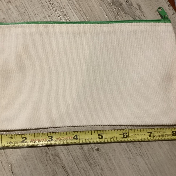 Cute Sewing Themed Pouch with Green Zipper - Picture 4 of 4